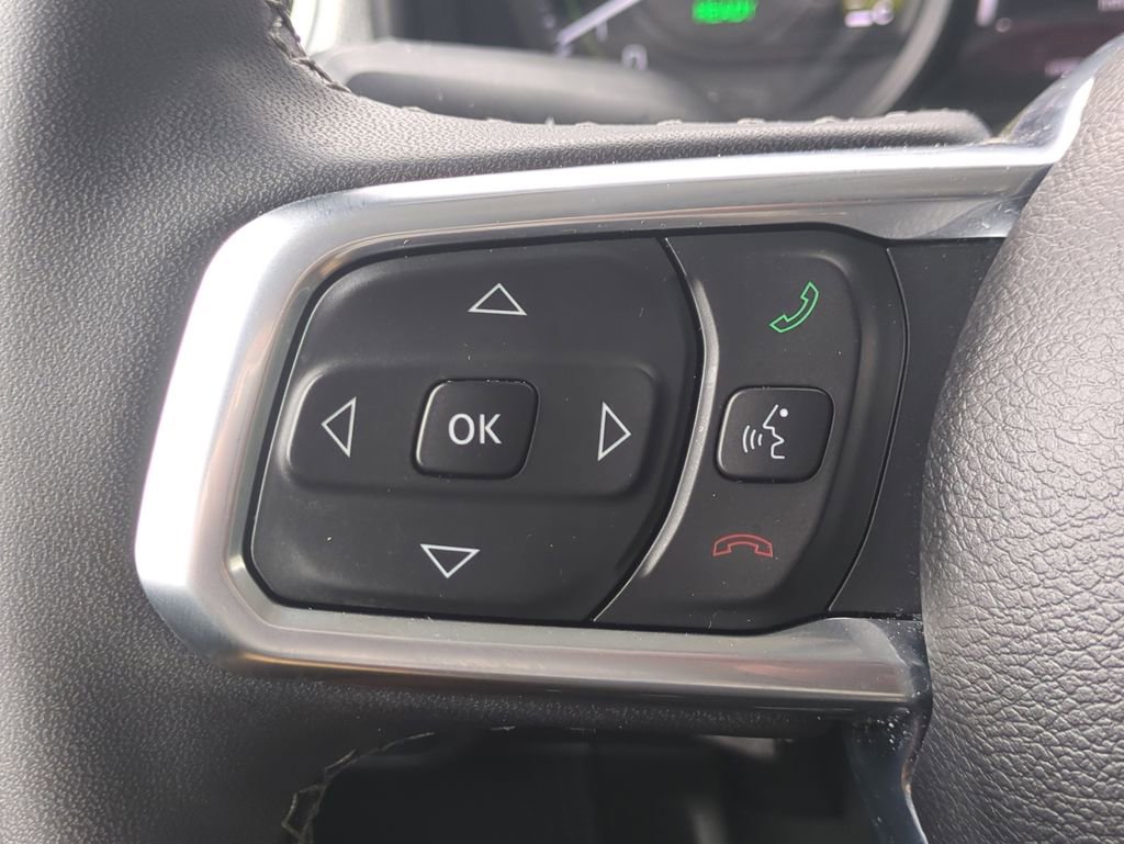 Used 2025 Jeep Wrangler Unlimited Sahara w/ Safety Group image 27