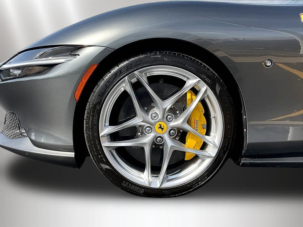 Used 2024 Ferrari Roma RWD image 31
