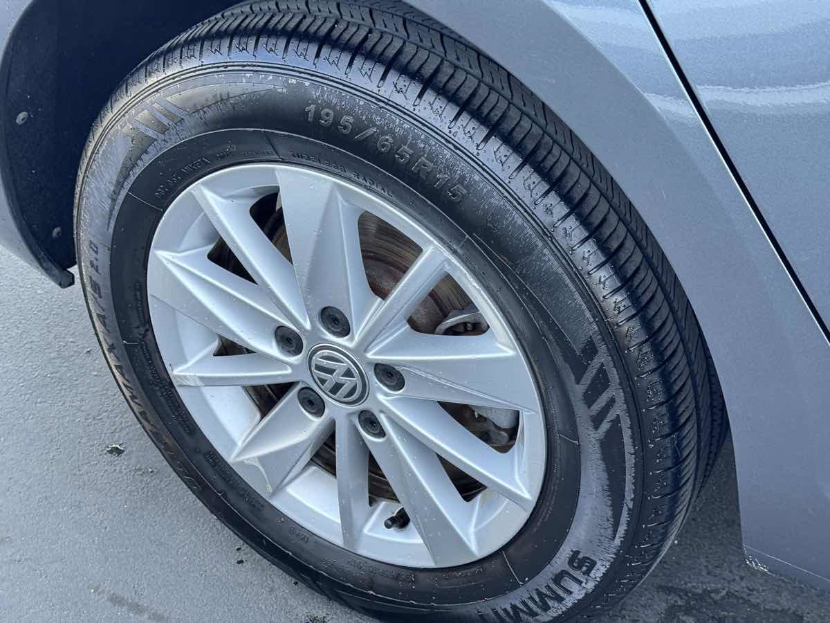 Used 2016 Volkswagen Golf S FWD image 20