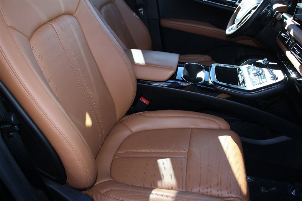 Certified 2023 Lincoln Nautilus Black Label w/ Class II Trailer Tow Package image 23