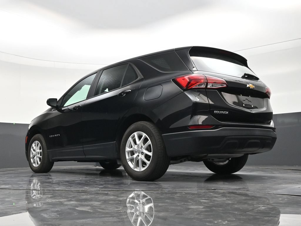 Used 2024 Chevrolet Equinox LS FWD image 22