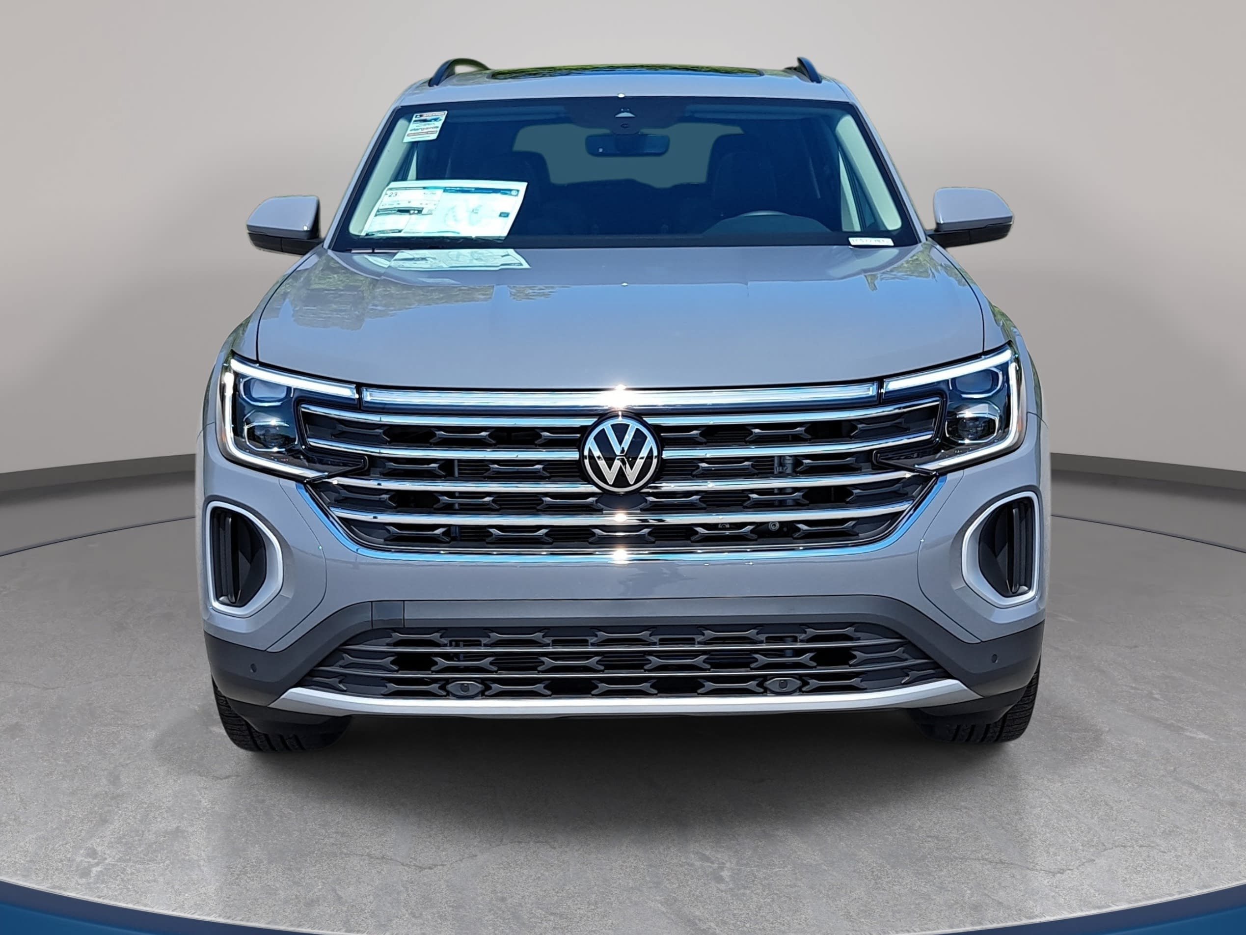 New 2026 Volkswagen Atlas SE FWD image 2