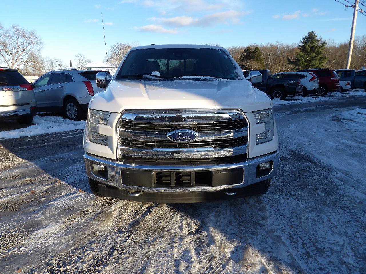 Used 2016 Ford F150 Lariat w/ Equipment Group 502A Luxury AWD/4WD image 2