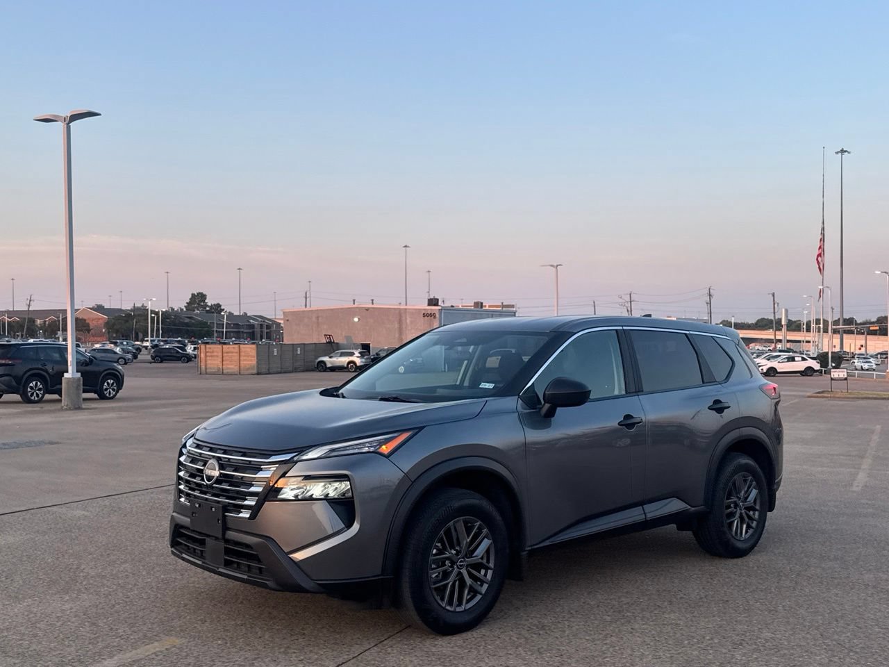 Certified 2024 Nissan Rogue S FWD image 10