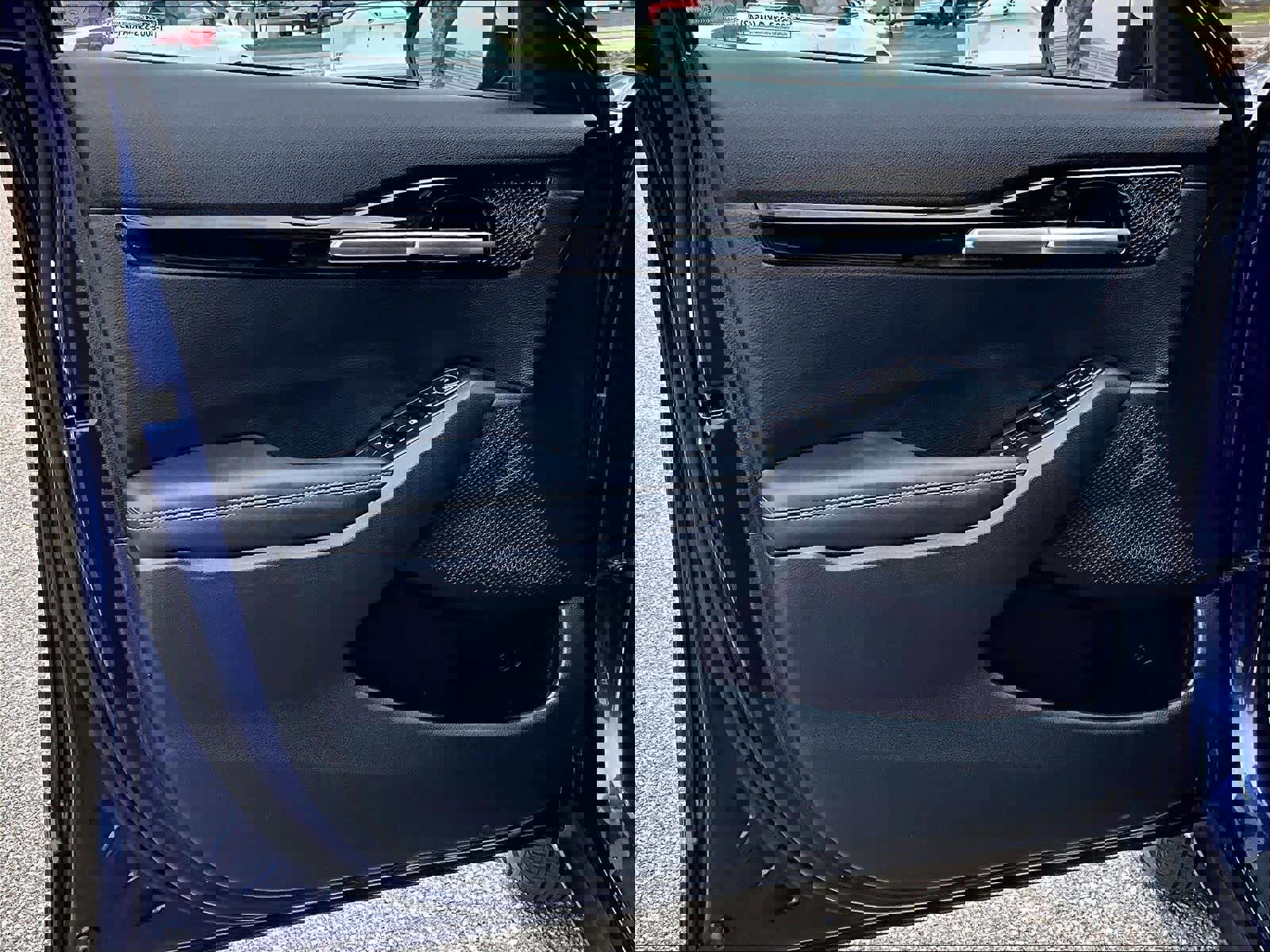 Used 2024 Kia Seltos S image 9