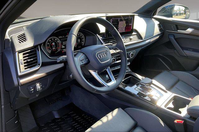 Used 2025 Audi Q5 2.0T Premium Plus w/ Premium Plus Package AWD/4WD image 17