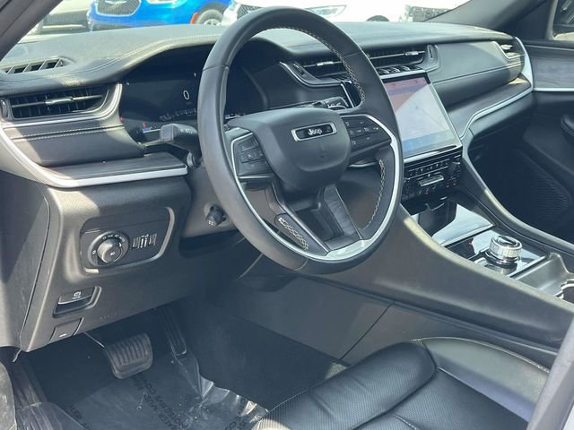 Used 2024 Jeep Grand Cherokee L Limited w/ Luxury Tech Group II AWD/4WD image 12