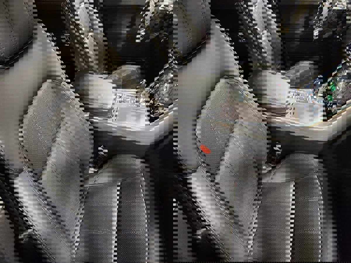 Used 2019 Land Rover Range Rover Sport HSE image 32