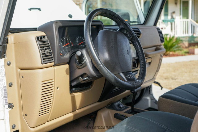 Used 2002 Jeep Wrangler Sahara AWD/4WD image 21