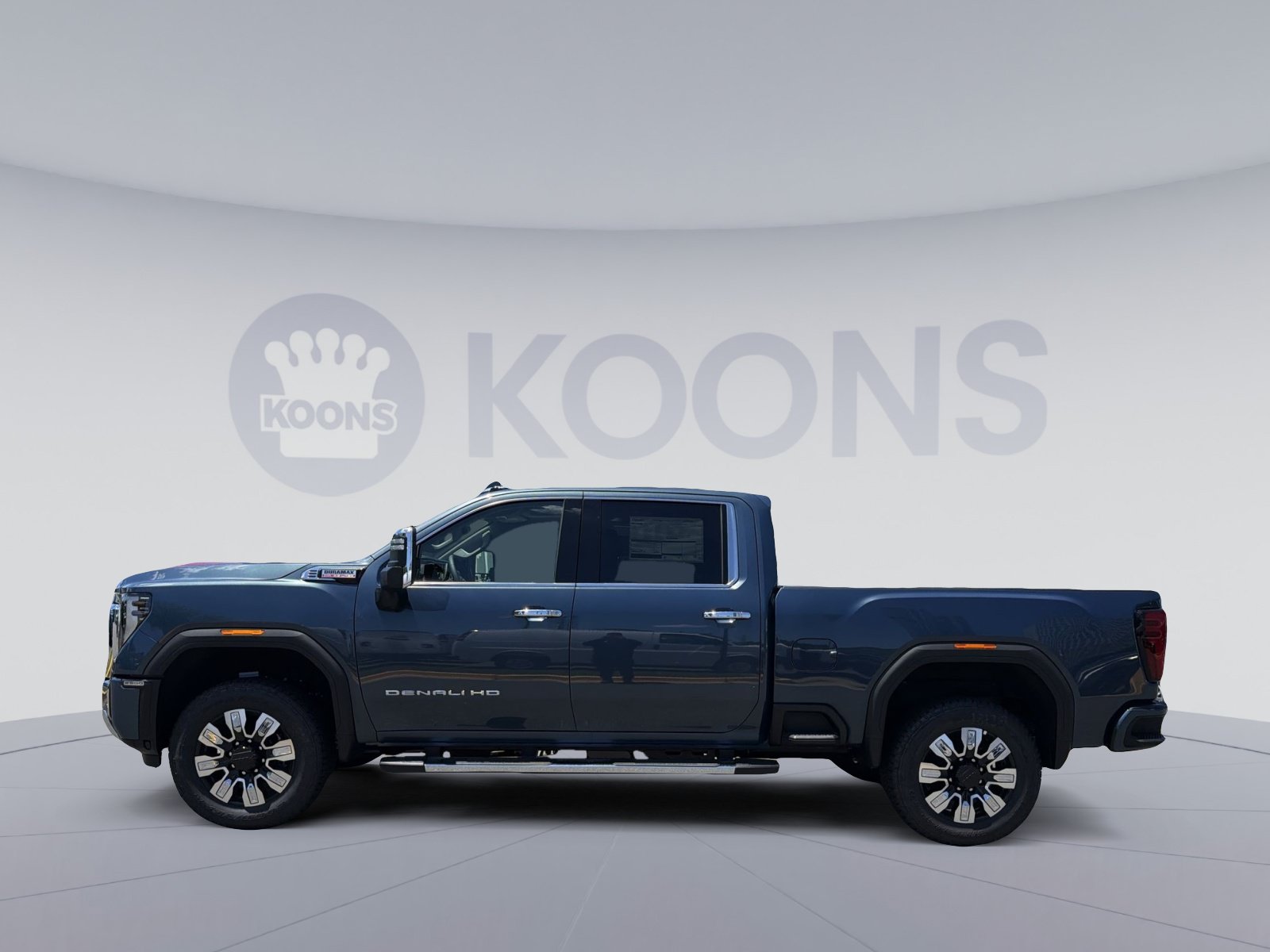 New 2026 GMC Sierra 2500 Denali w/ Denali Reserve Package AWD/4WD image 2
