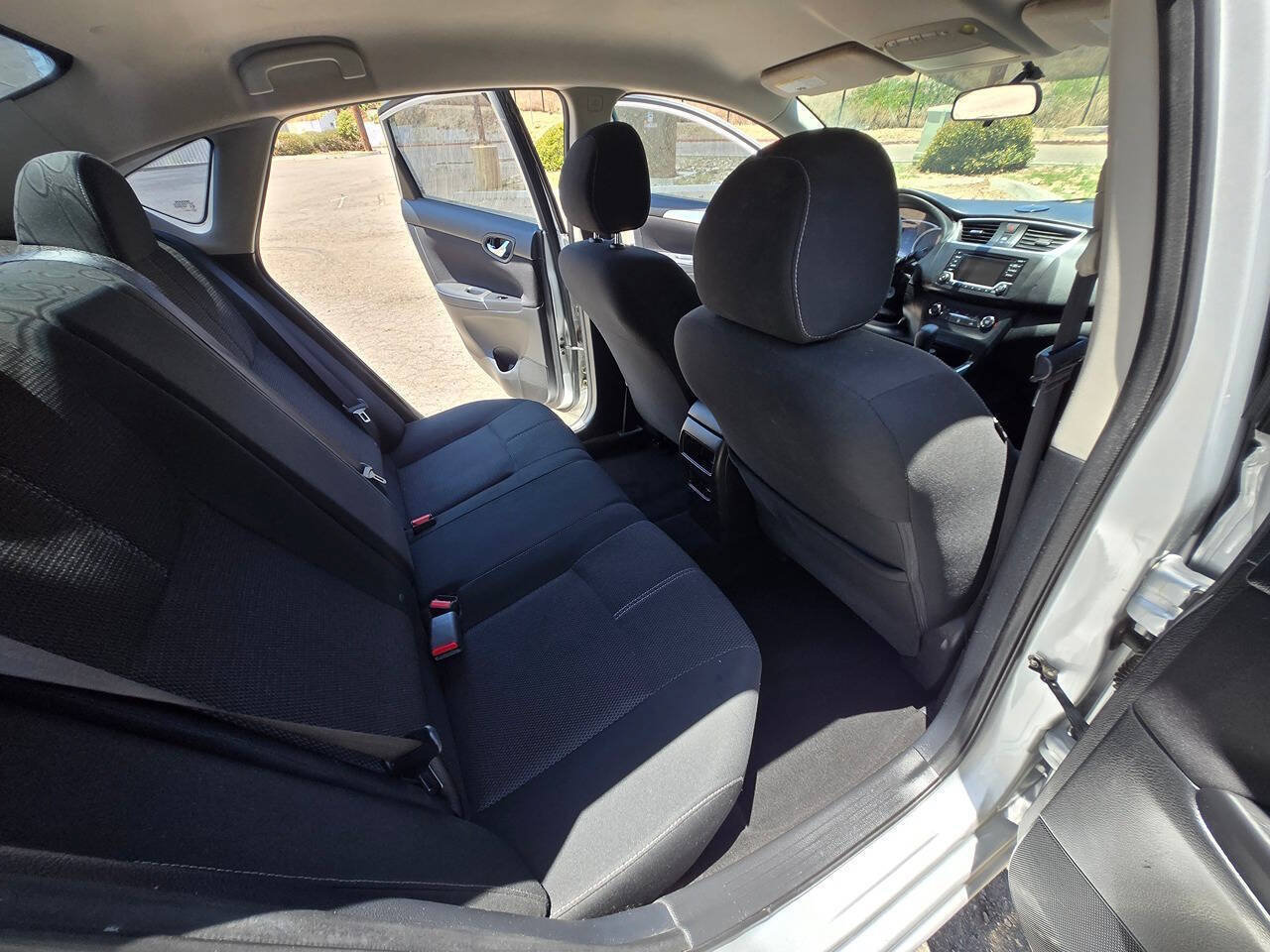 Used 2018 Nissan Sentra S FWD image 28