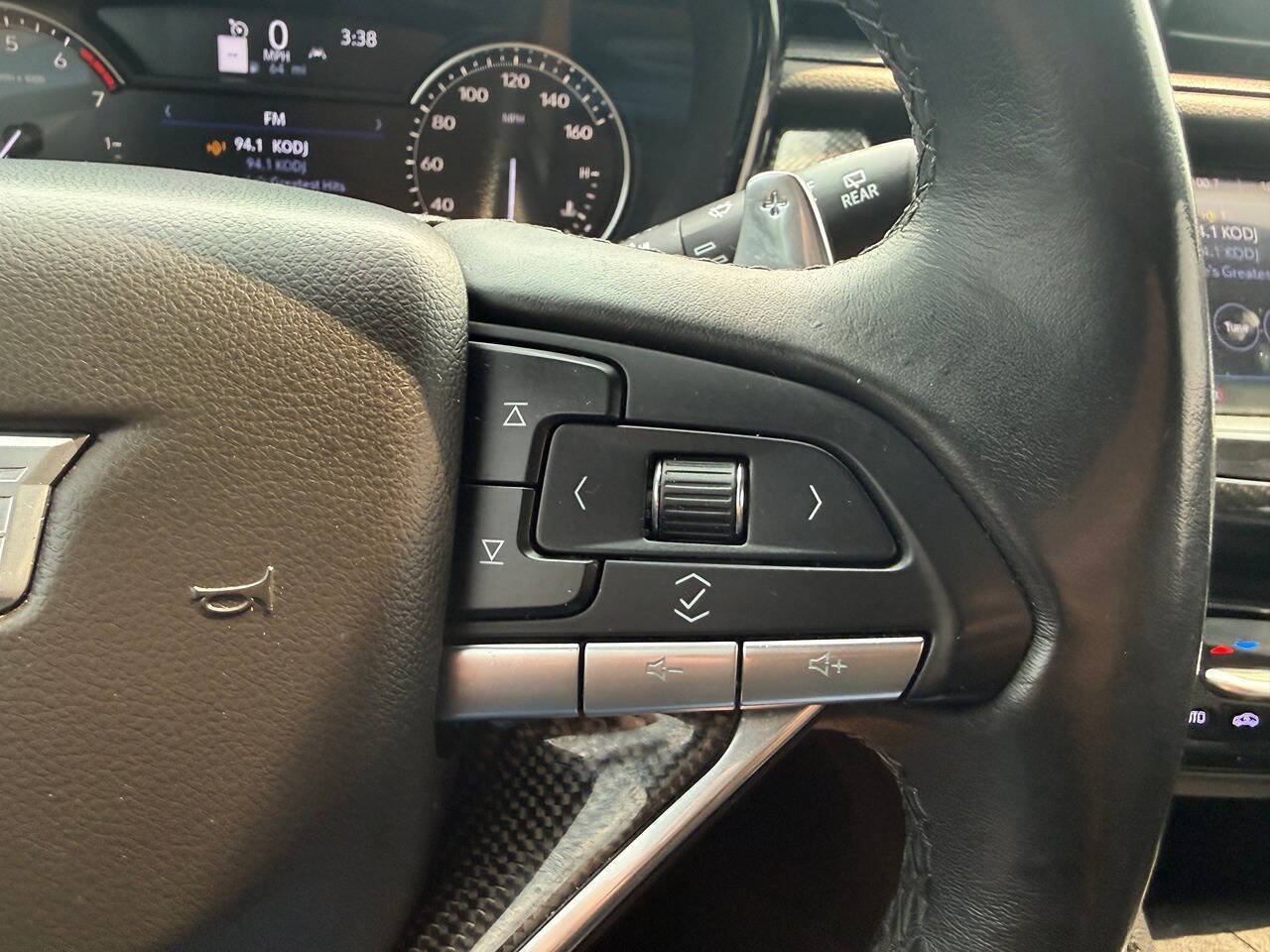 Used 2020 Cadillac XT6 Sport AWD/4WD image 35