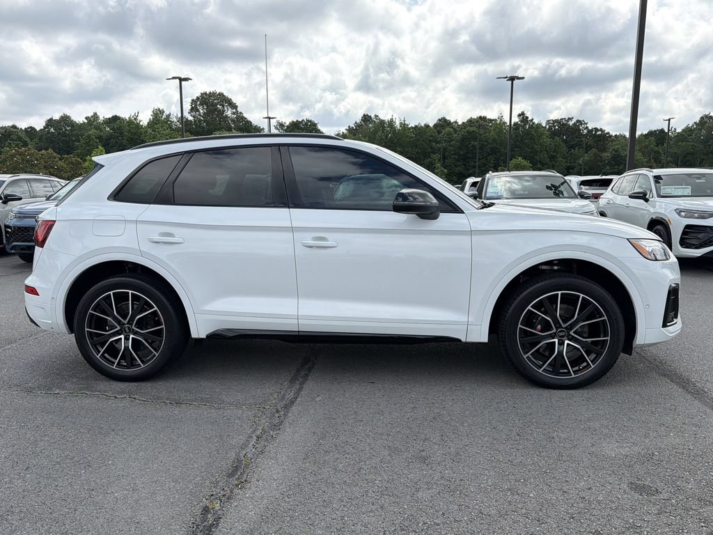 Used 2023 Audi SQ5 Prestige AWD/4WD image 6