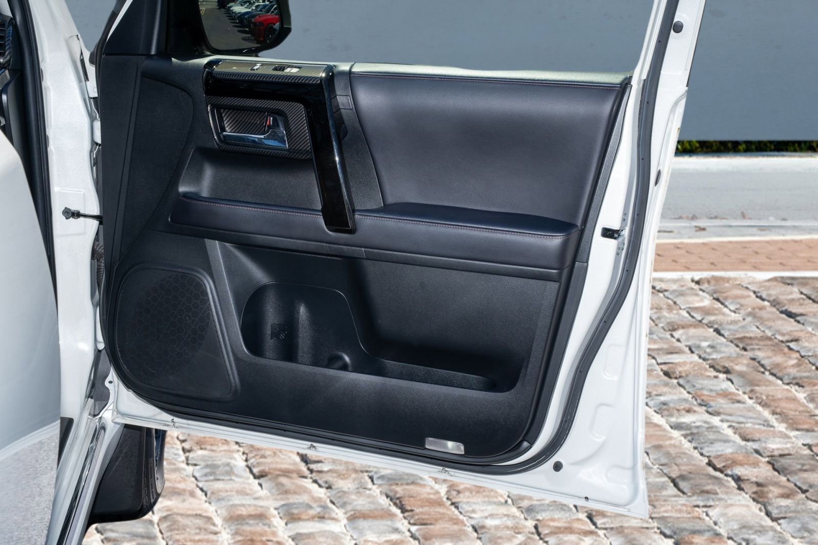Used 2022 Toyota 4Runner Limited image 12