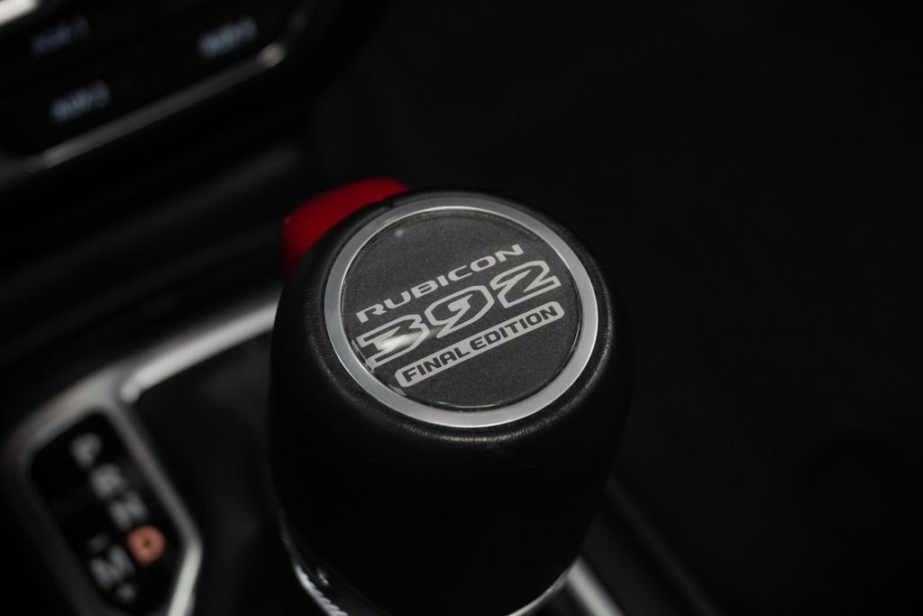 Used 2024 Jeep Wrangler Unlimited Rubicon 392 image 41