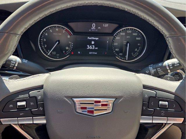 Used 2022 Cadillac XT6 Premium Luxury FWD image 32