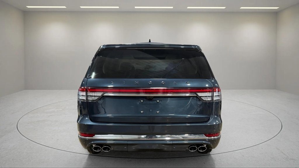 Used 2022 Lincoln Aviator Black Label w/ Class IV Trailer Tow Package image 4