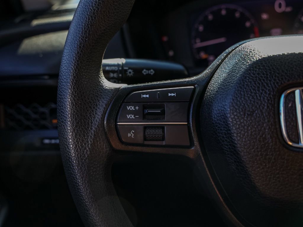 Used 2025 Honda Accord LX image 25