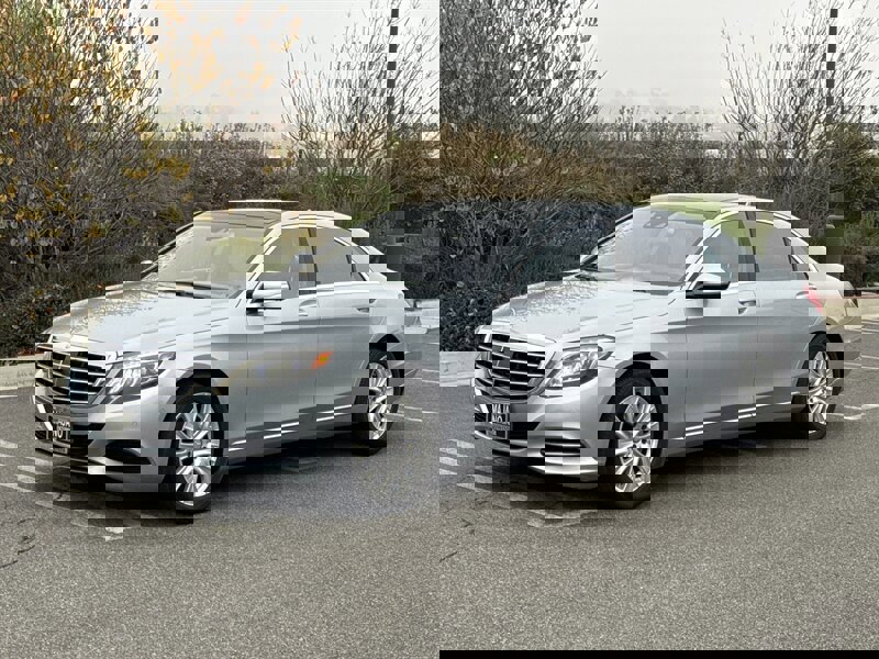 Used 2015 Mercedes-Benz S 550 Sedan image 2