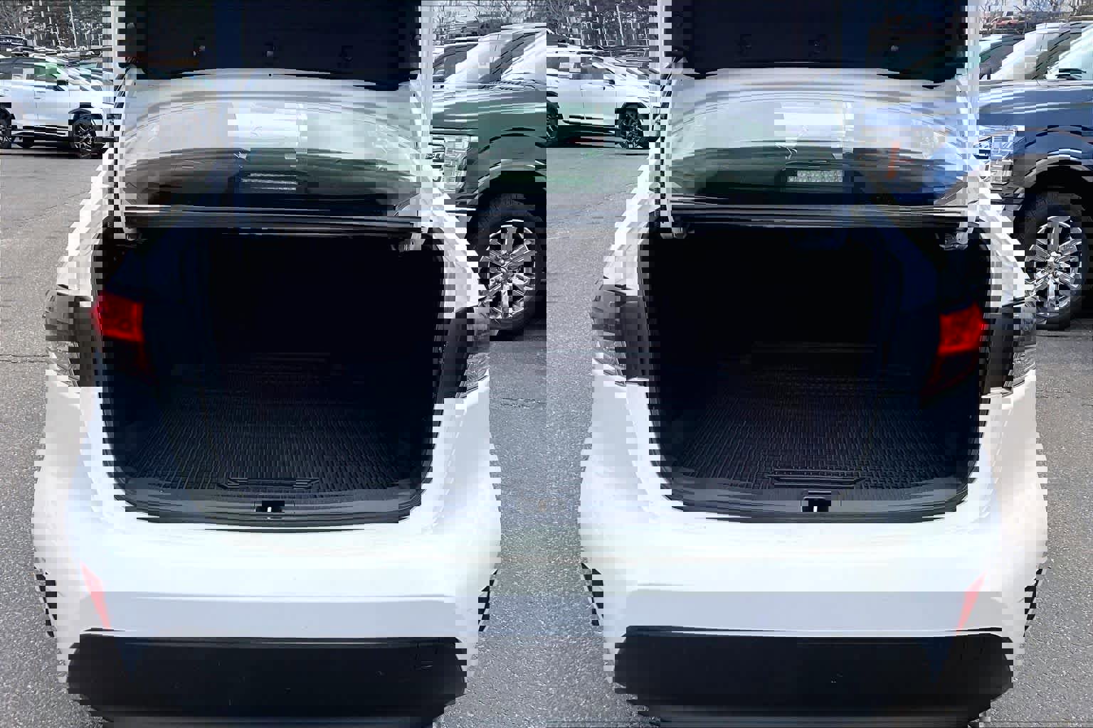 Certified 2023 Toyota Corolla LE image 30