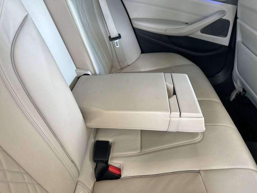 Used 2019 BMW M550i xDrive w/ Dynamic Handling Package AWD/4WD image 32