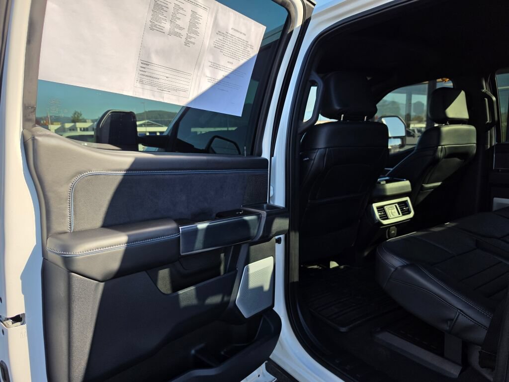Certified 2025 Ford F450 Platinum w/ FX4 Off-Road Package AWD/4WD image 11