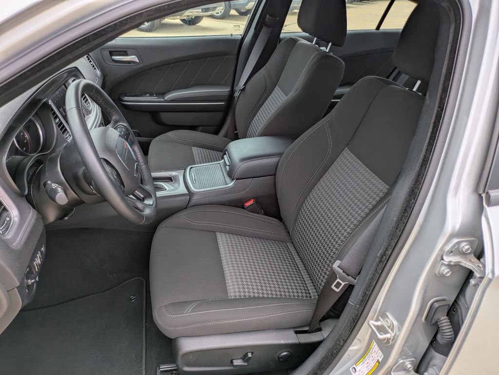 Used 2023 Dodge Charger SXT w/ Cold Weather Package image 7
