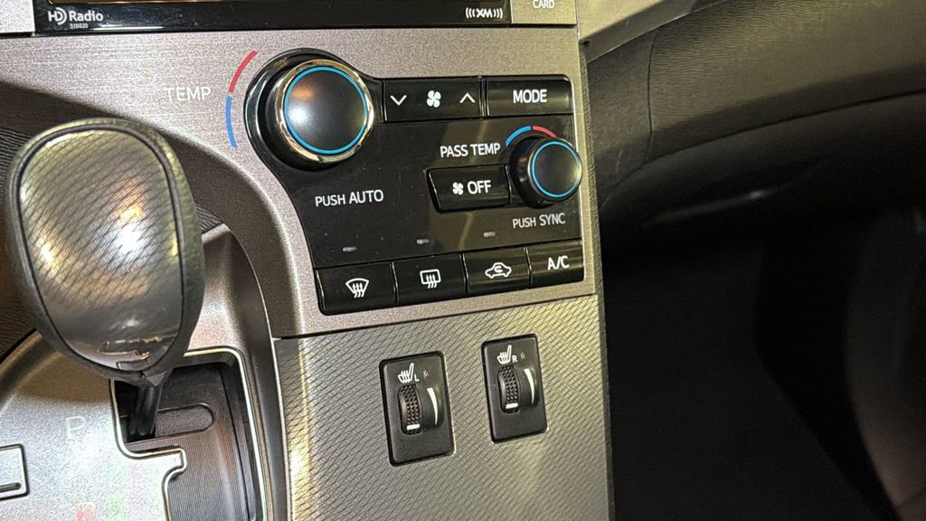 Used 2015 Toyota Venza XLE image 24