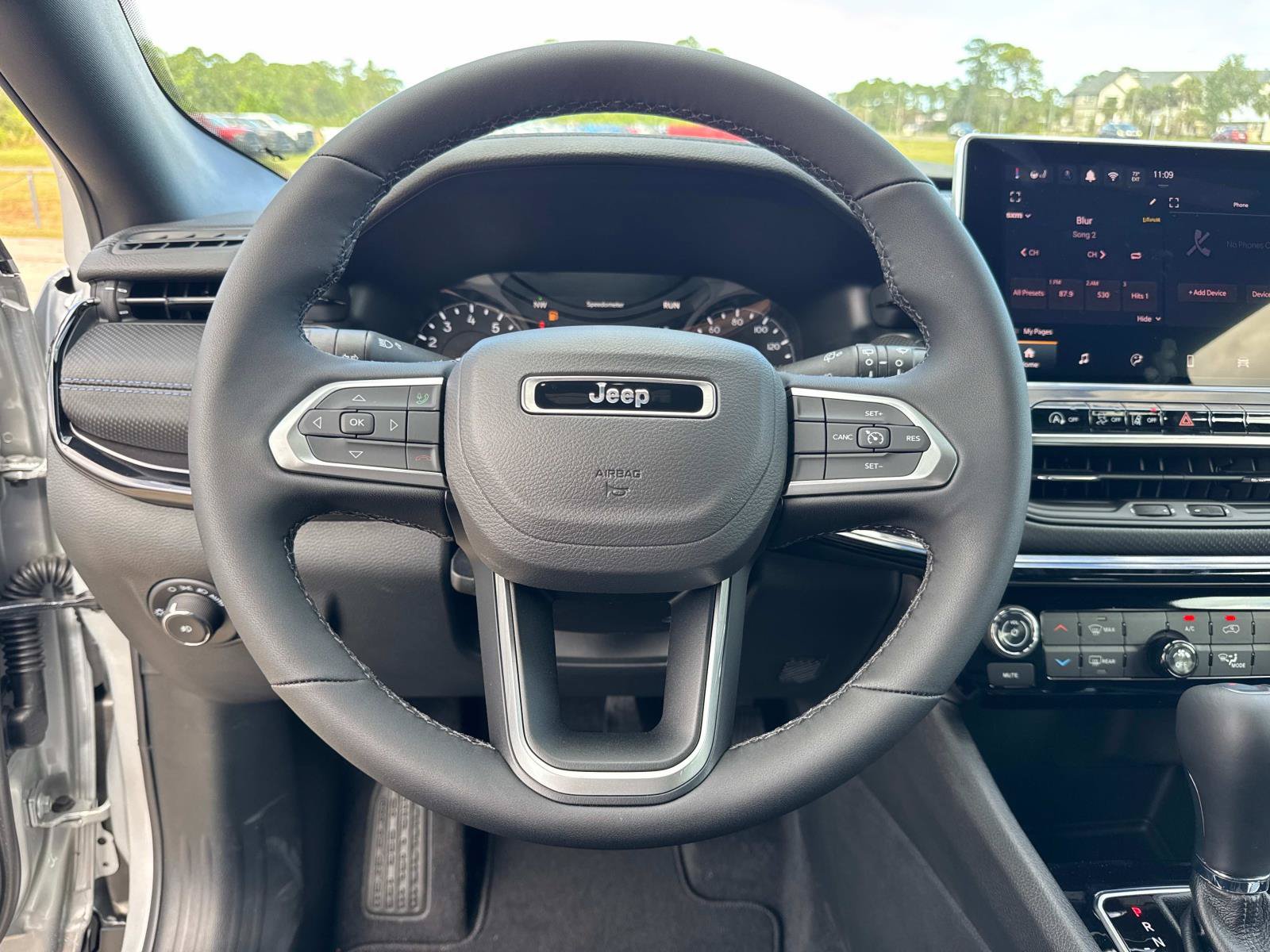 New 2026 Jeep Compass Latitude AWD/4WD image 27