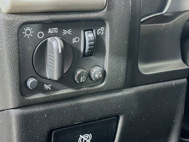 Used 2008 Chevrolet Colorado LT image 10