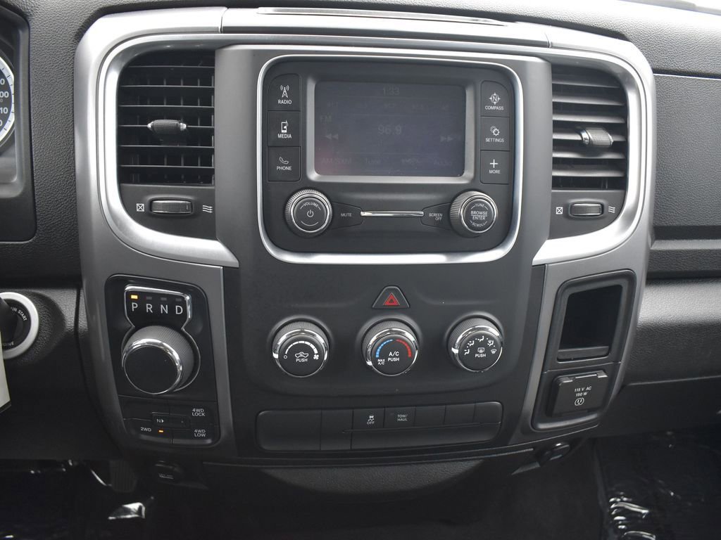Used 2022 RAM 1500 Classic SLT image 13