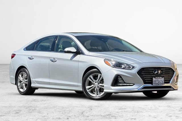 Used 2018 Hyundai Sonata Limited w/ Limited Ultimate Package 03 FWD image 2