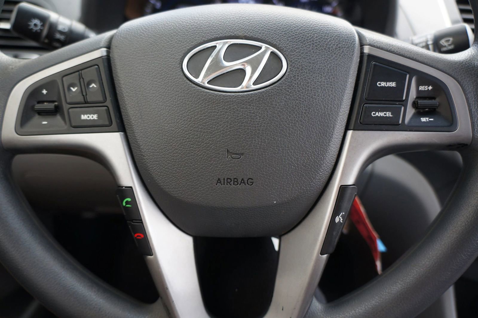 Used 2015 Hyundai Accent GLS w/ Option Group 03 image 27