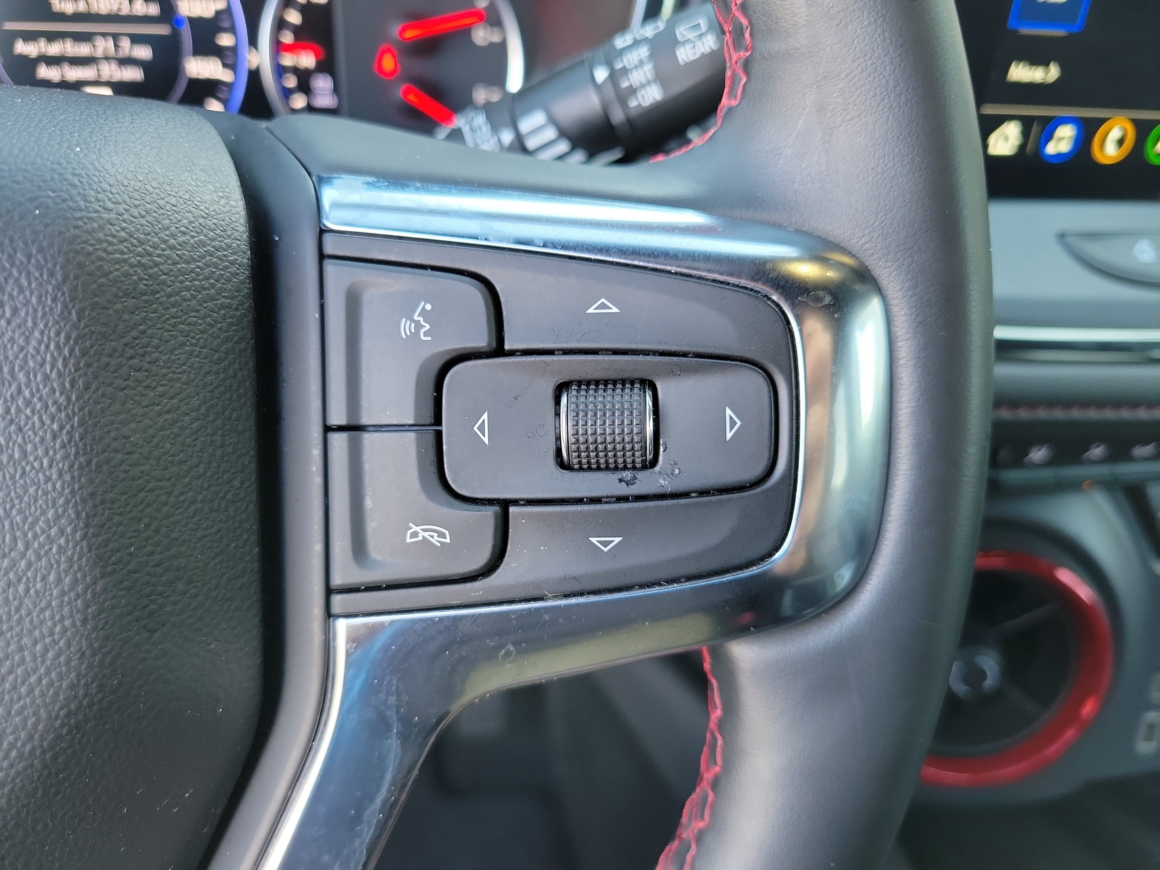 Used 2025 Chevrolet Blazer RS FWD image 22