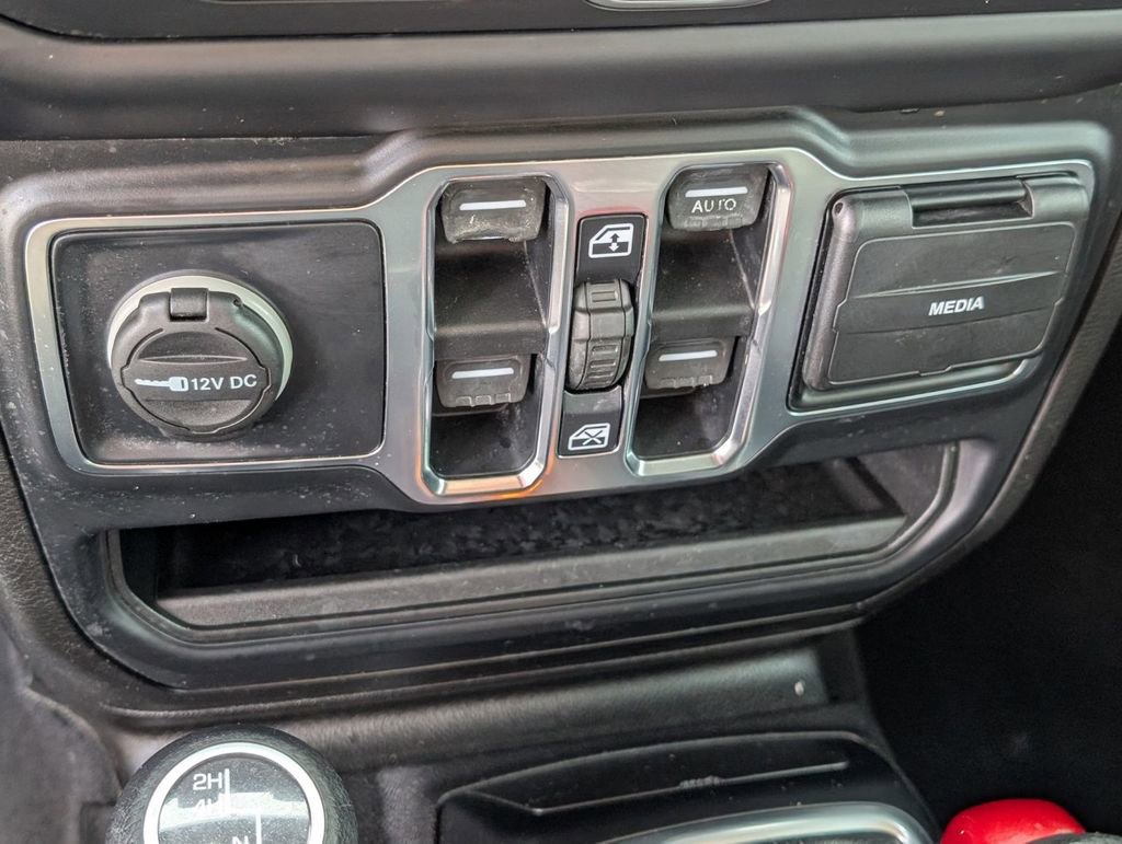 Used 2019 Jeep Wrangler Unlimited Sport S image 35