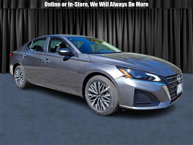 New 2025 Nissan Altima 2.5 SV