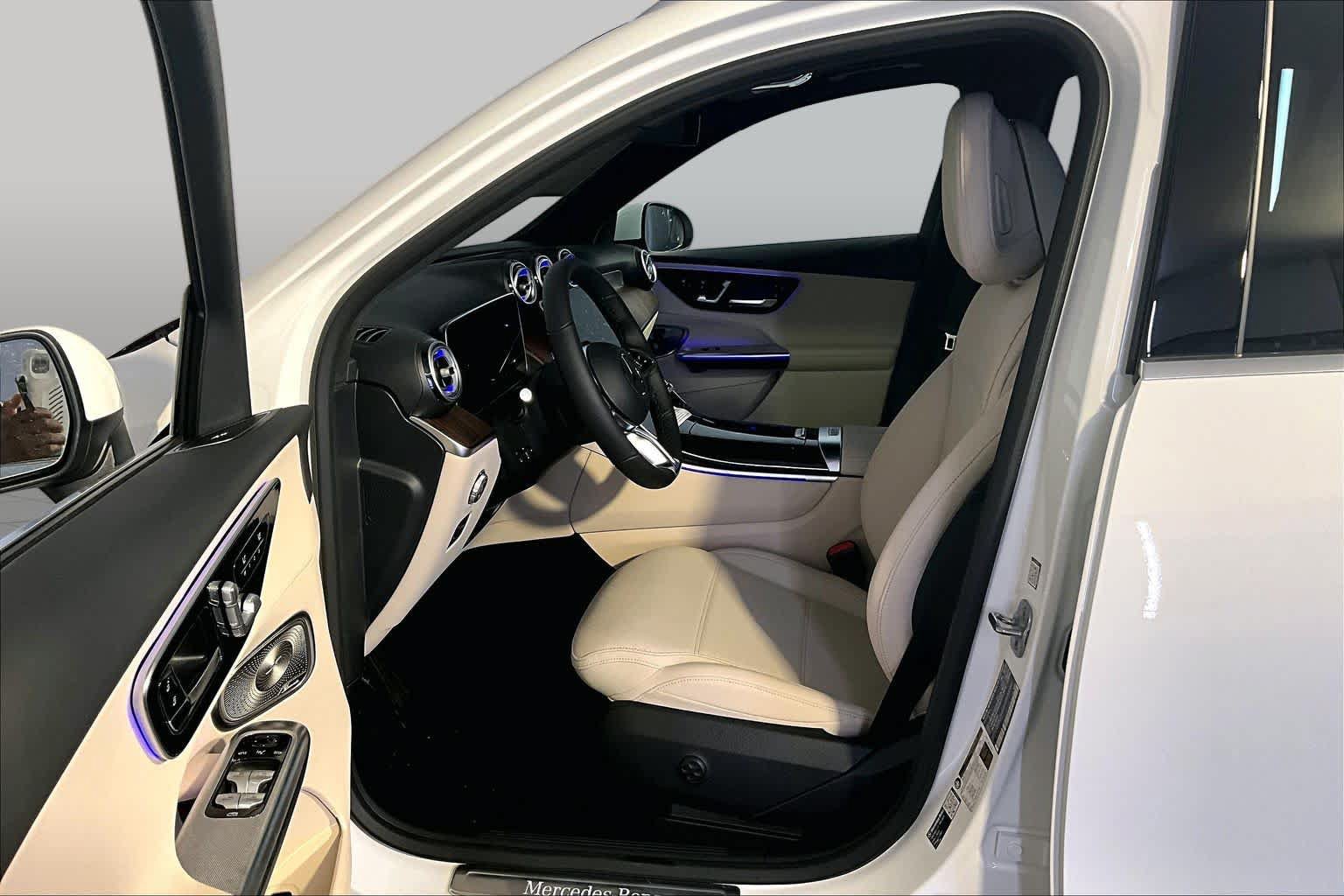 New 2026 Mercedes-Benz GLC 300 4MATIC image 13