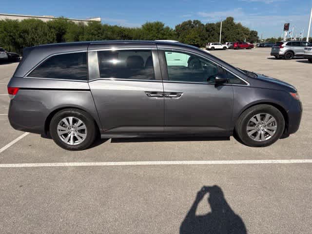 Used 2016 Honda Odyssey SE image 6