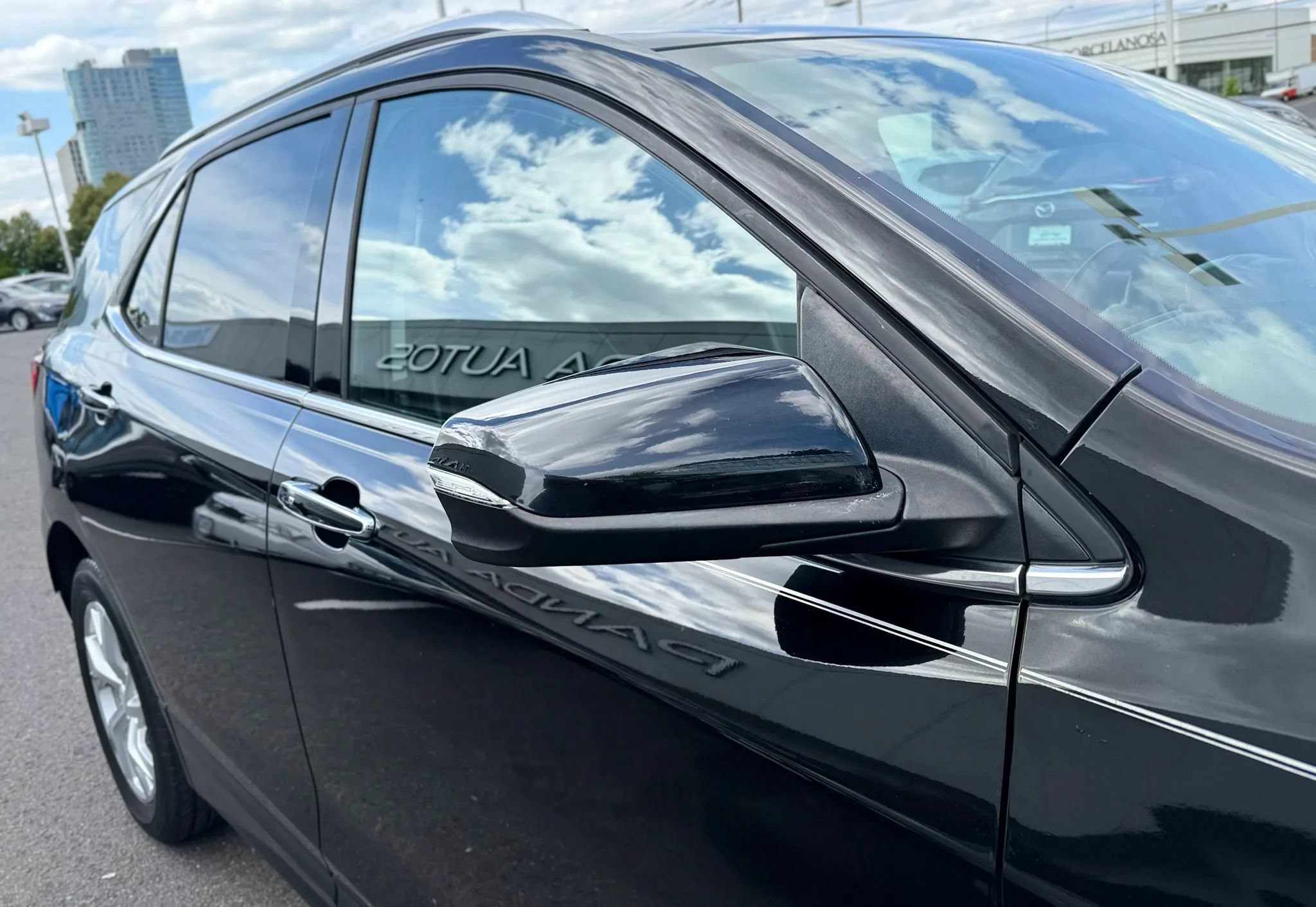 Used 2018 Chevrolet Equinox Premier AWD/4WD image 48
