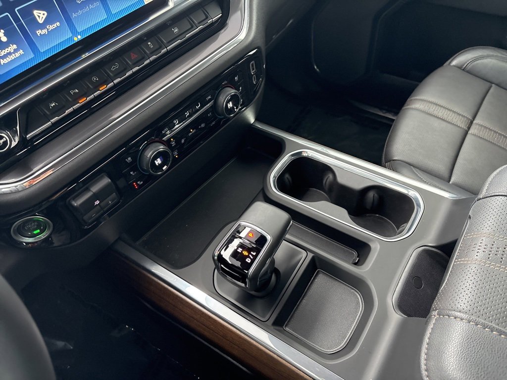 Used 2024 Chevrolet Silverado 1500 High Country w/ Technology Package image 18