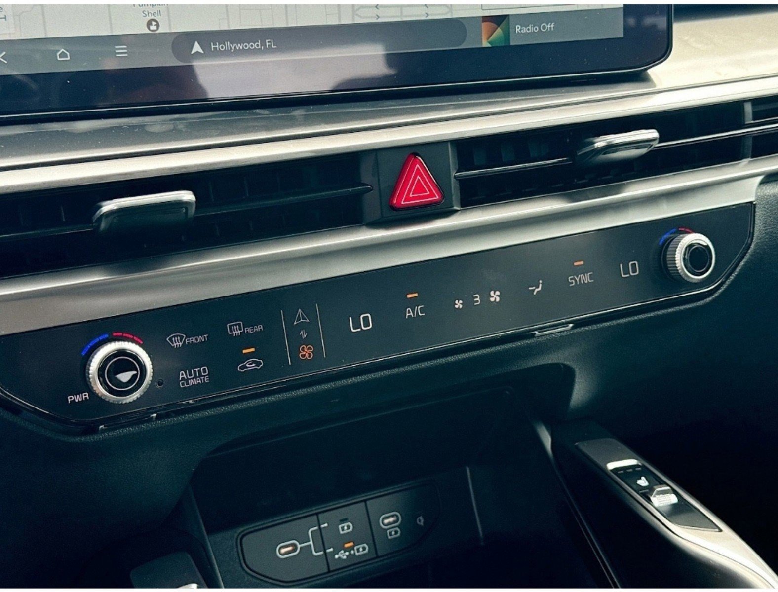 New 2025 Kia Sorento SX image 14