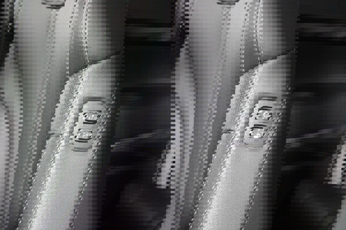 Used 2021 Genesis GV80 2.5T image 34