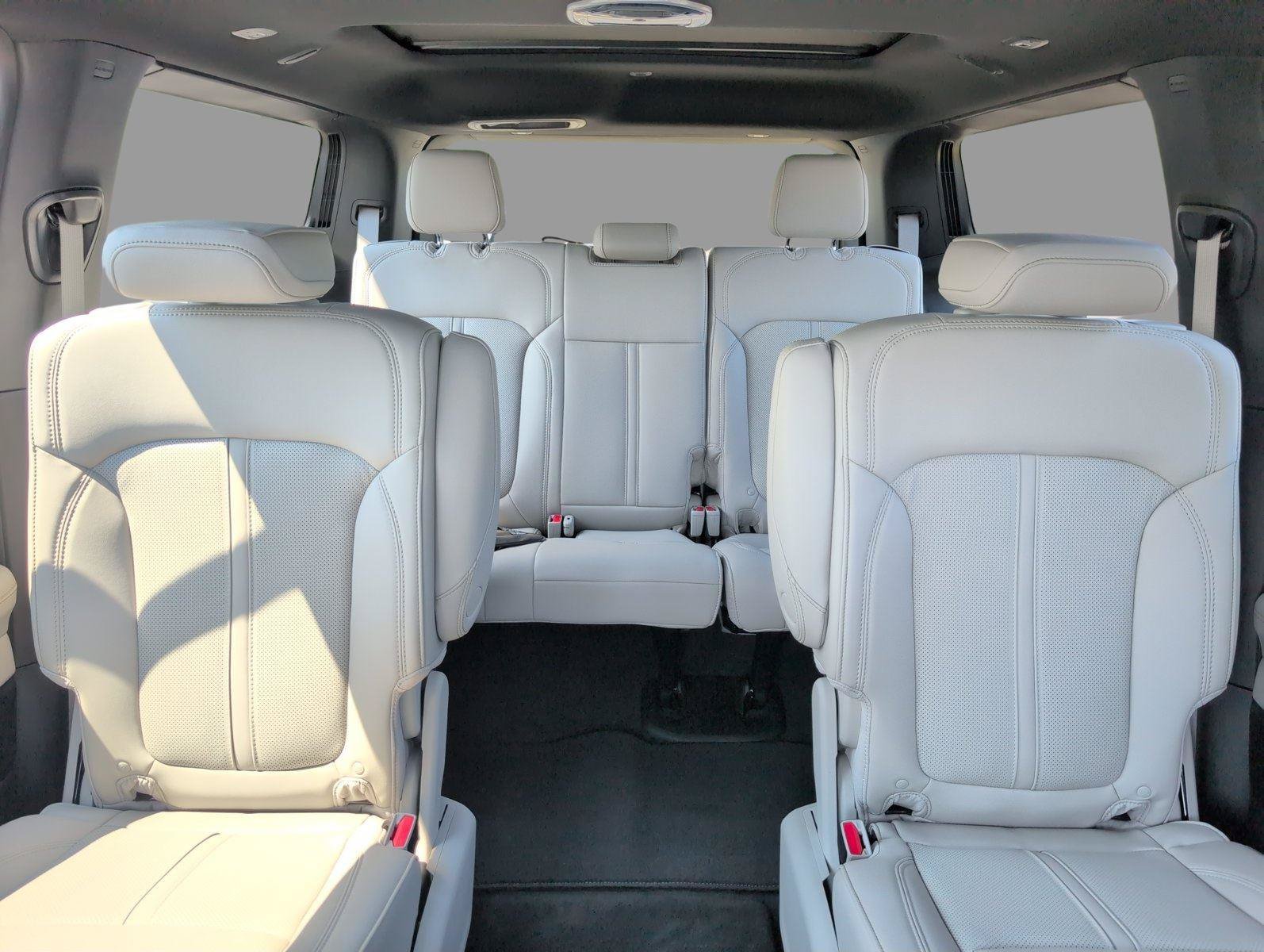 New 2026 Jeep Grand Wagoneer 4WD w/ Premium Group I image 31