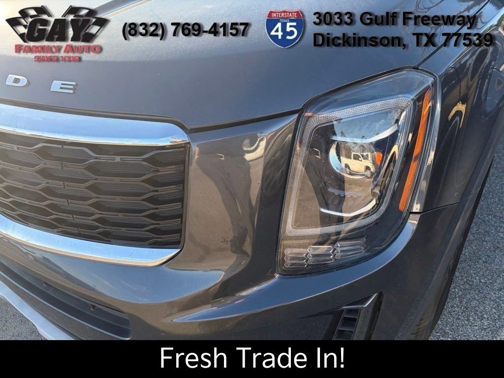 Certified 2022 Kia Telluride LX image 4