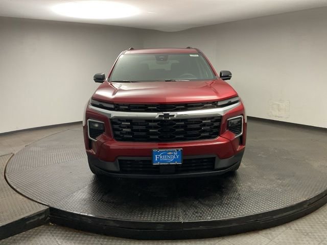 New 2026 Chevrolet Traverse LT w/ Driver Confidence Package image 2