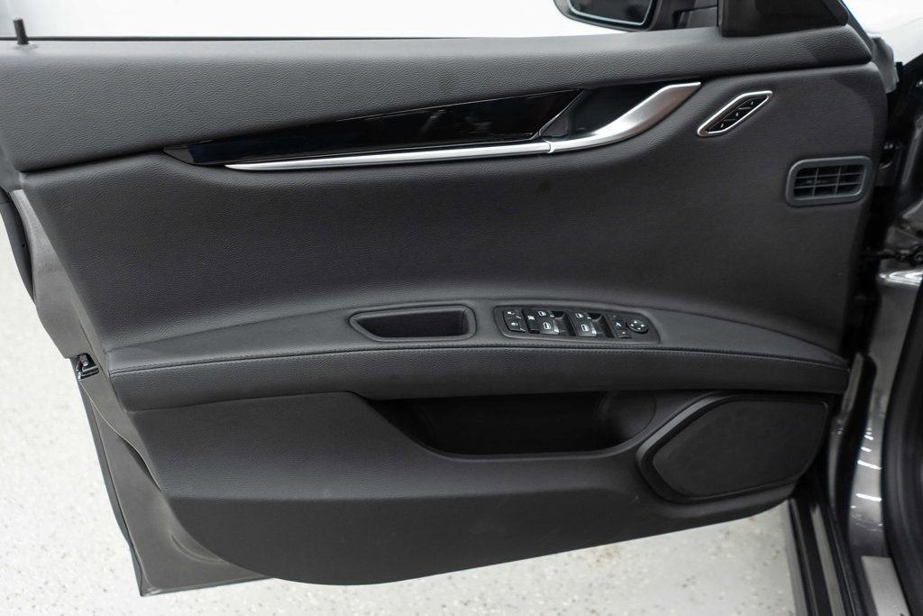 Used 2022 Maserati Ghibli Modena Q4 image 14