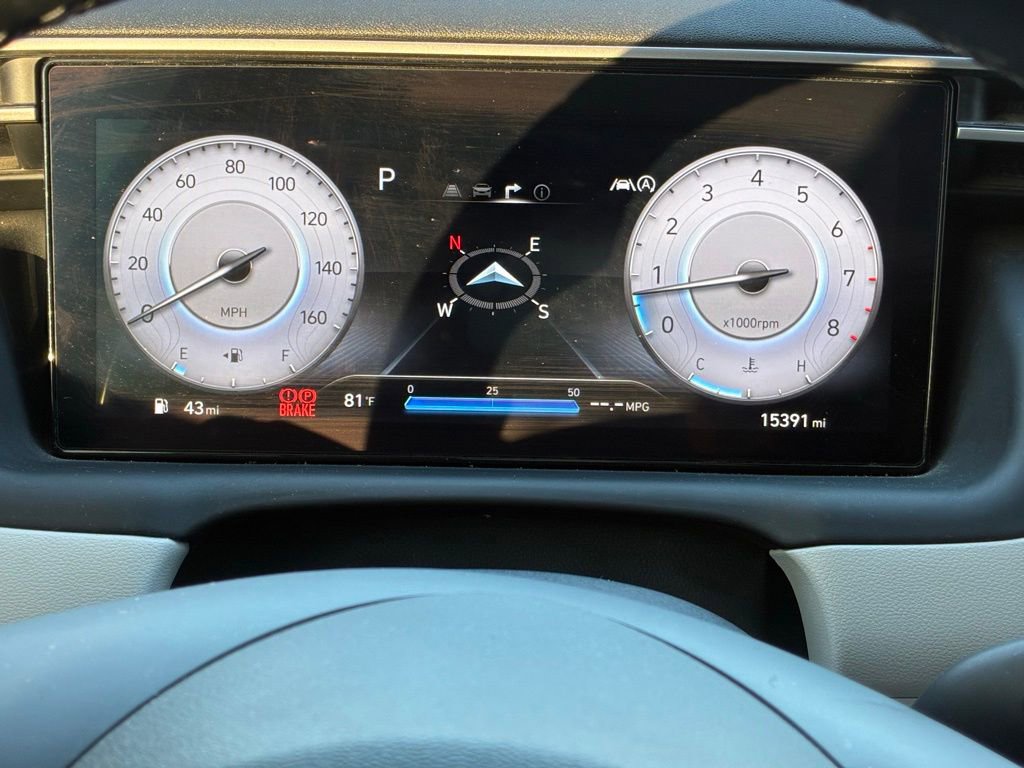 Used 2023 Hyundai Tucson Limited image 28