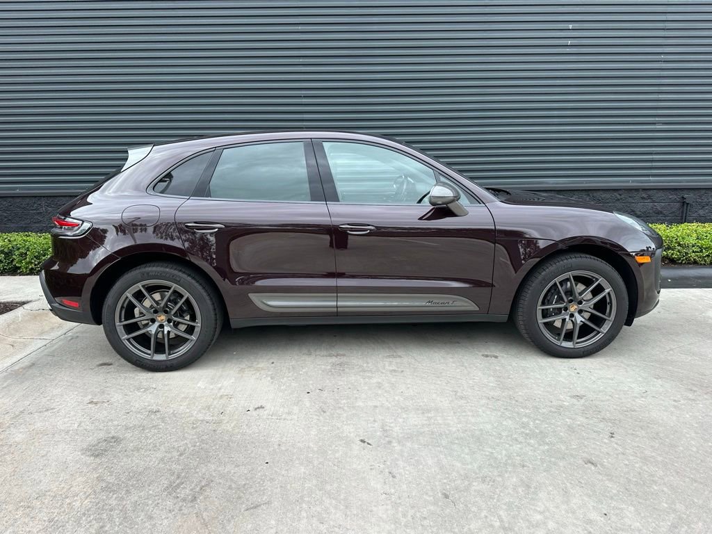 Certified 2025 Porsche Macan Turbo image 10
