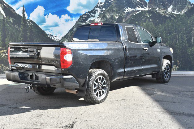 Used 2017 Toyota Tundra SR5 image 3