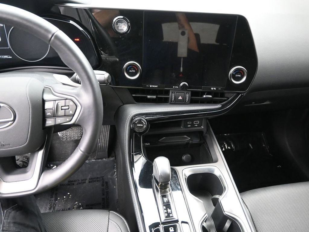 Used 2024 Lexus NX 250 250 Base w/ Cold Area Package image 13